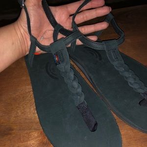 Rainbow black tstrap braided sandal